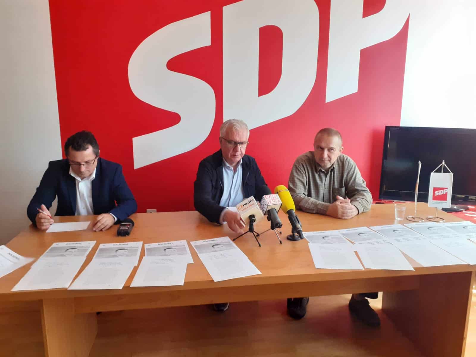 SDP OPLEO PO HREBAKU On je mazohist, HSLS je u agoniji!