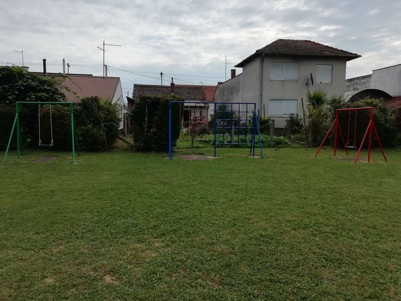 NAKON 40 GODINA Djeca iz Ulice 1. svibnja napokon imaju uređeno igralište