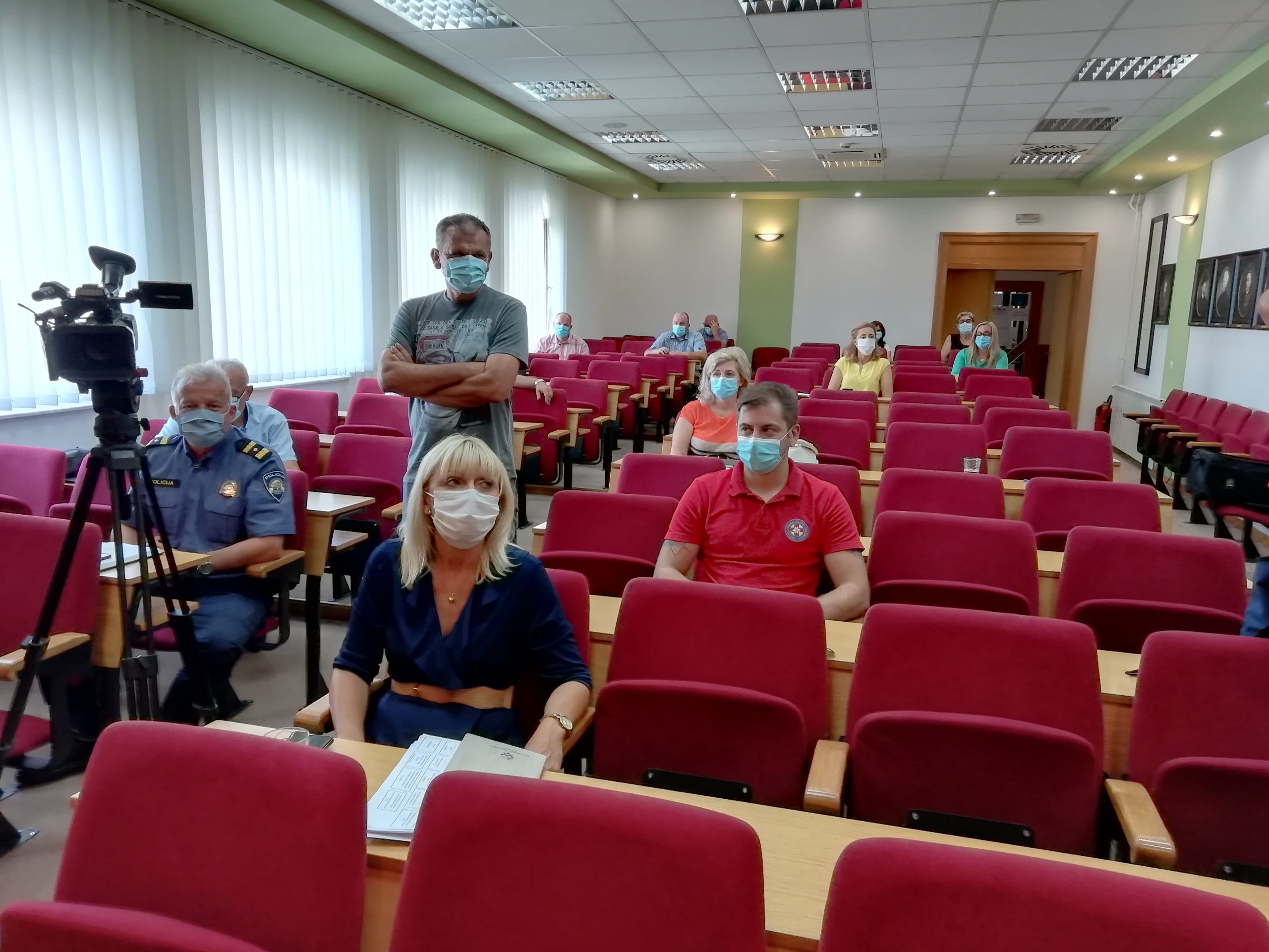 VELIK BROJ NEPOZNANICA Škole se moraju očitovati o svojim potrebama