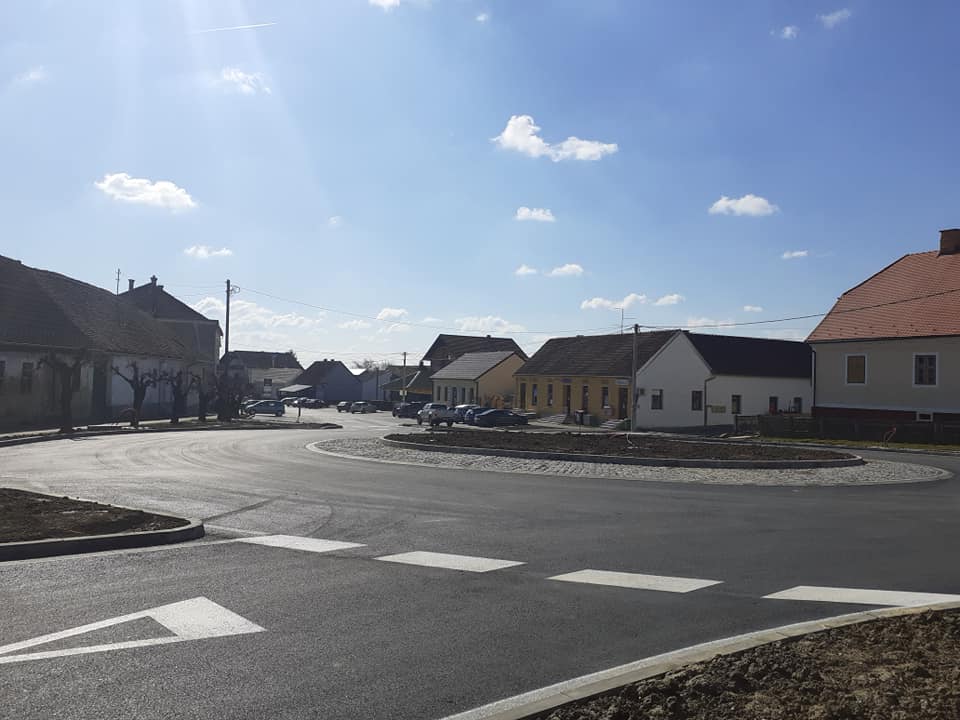 Uređenje društvenih domova i poljskih putova