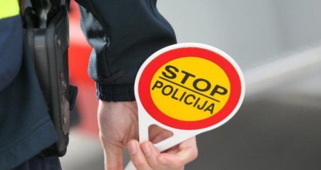 Vozio dok mu je oduzeta vozačka, završio u zatvoru na 10 dana, uzeli mu auto