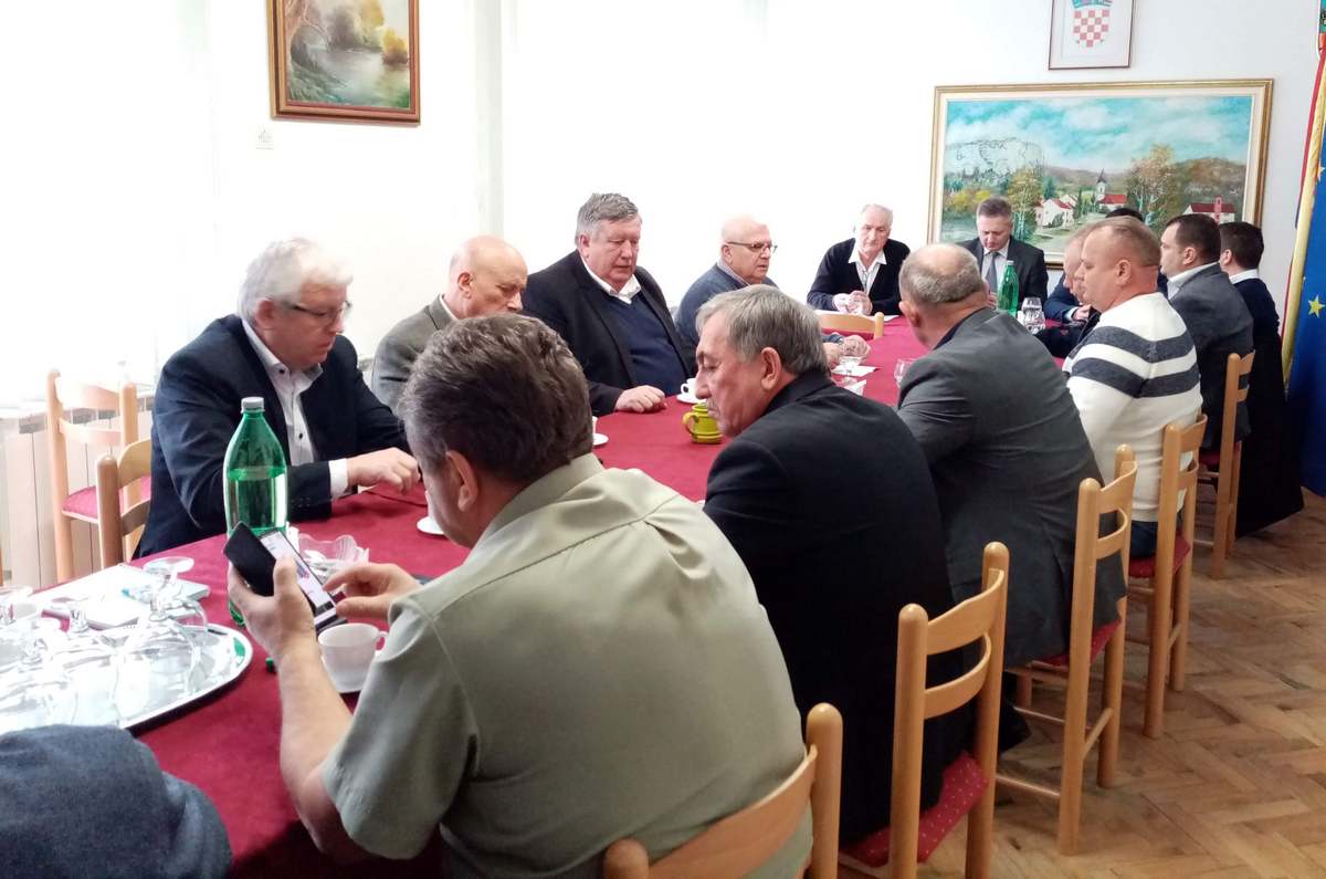 Kome birači vjeruju već više od 20 godina, a kome prijeti ispadanje iz utrke?