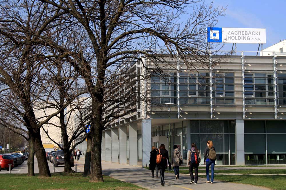 Na dan ostavke direktora Plinare Holding se zadužio za 240 milijuna eura, evo na što će ga potrošiti