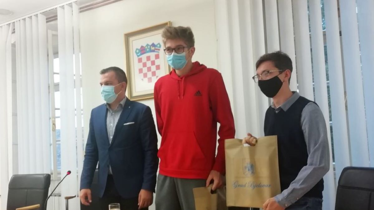 Gimnazijalci dokazuju: budućnost Hrvatske stanuje u Bjelovaru