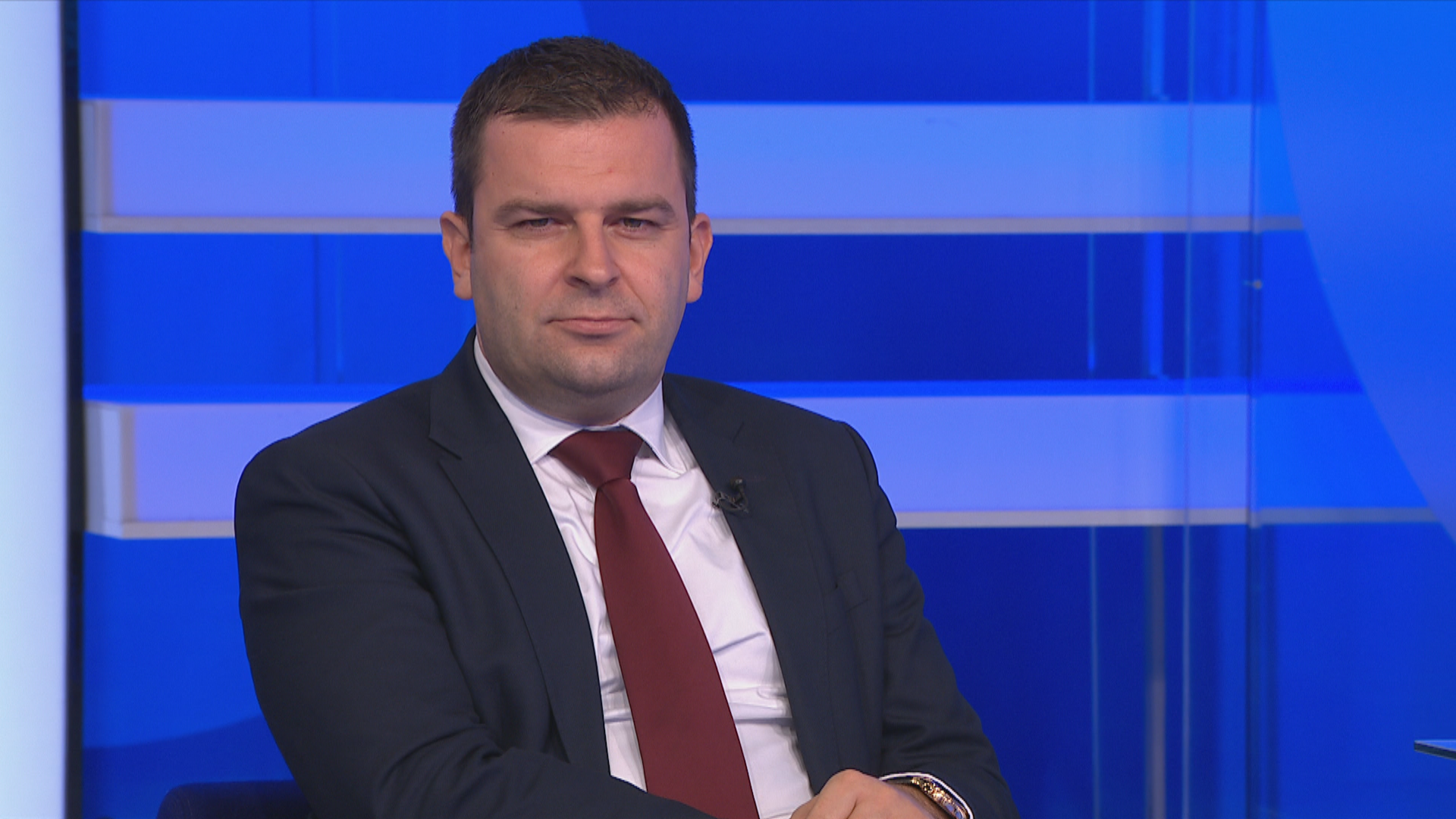 Na stolu prijedlog za ukidanje covid potvrda. Referendum Mosta je besmislen.