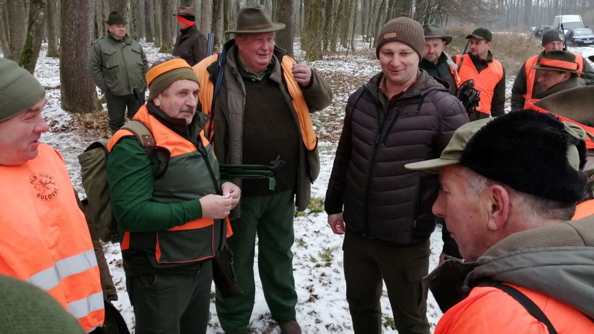 Prvi lov župana Marušića, lovci kreću u rat protiv američkog metilja