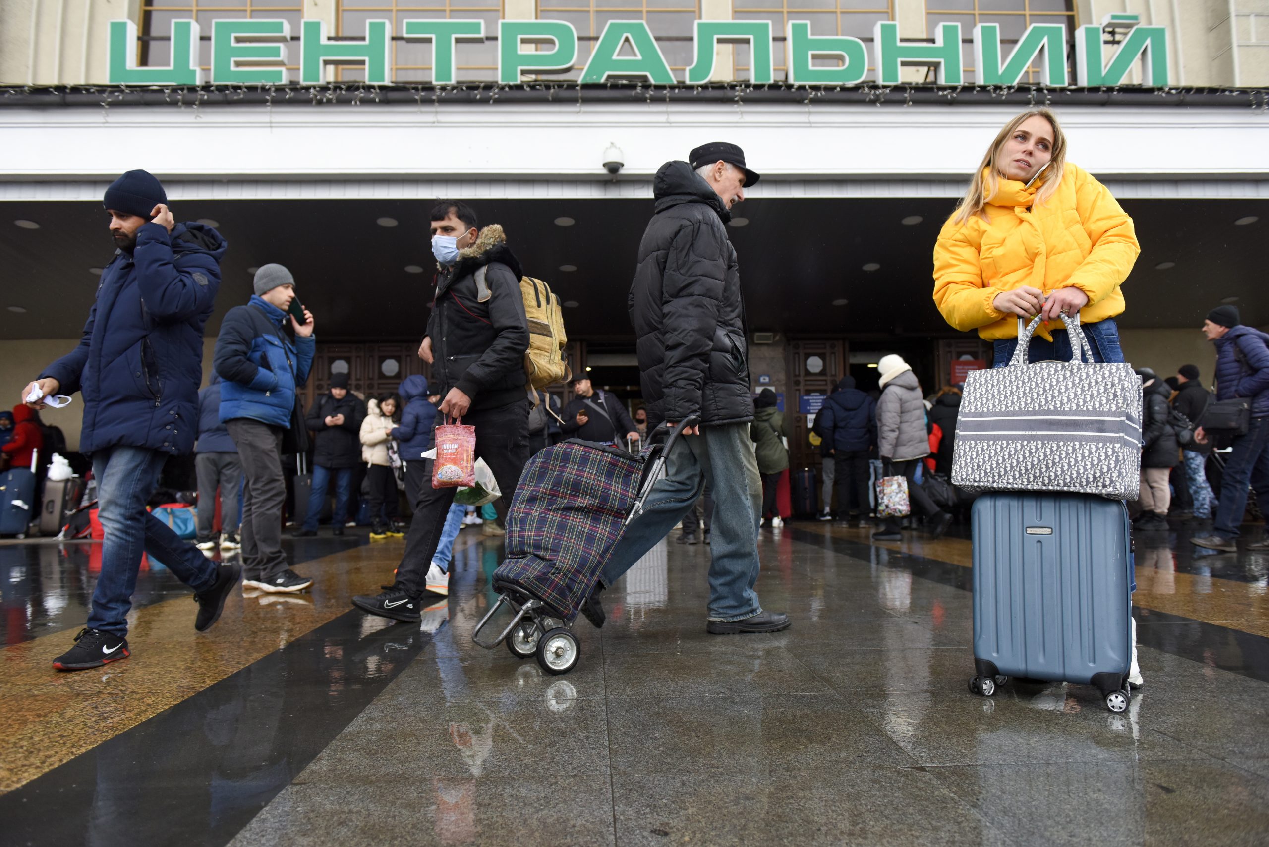 U Ukrajini ima poginulih civila, zemlje spremaju prihvat izbjeglica