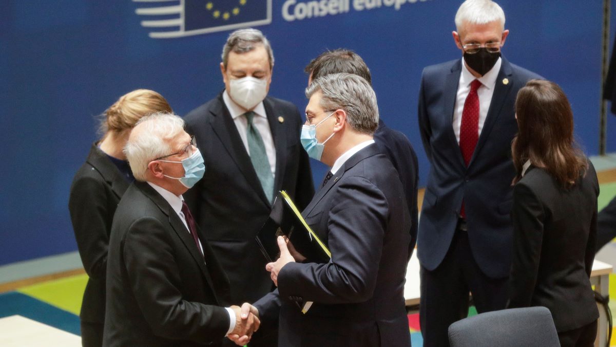 Nijemci i Nizozemci ne razumiju što se događa u BiH, a Srbi stalno nešto petljaju