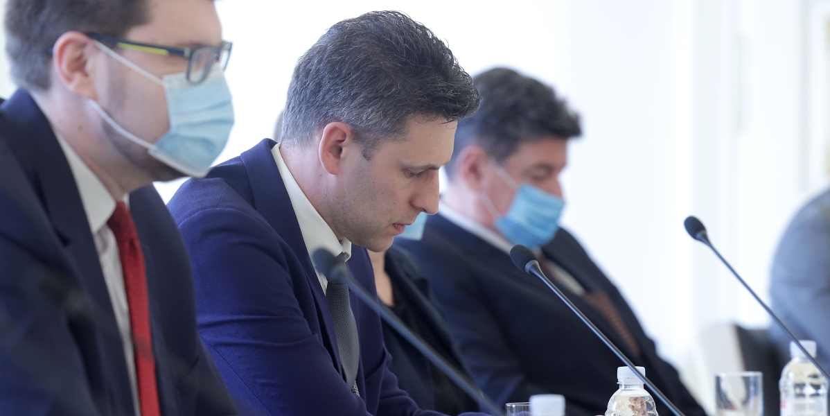 Plenković prizemljio arogantnog Petrova na zatvorenom sastanku s oporbom