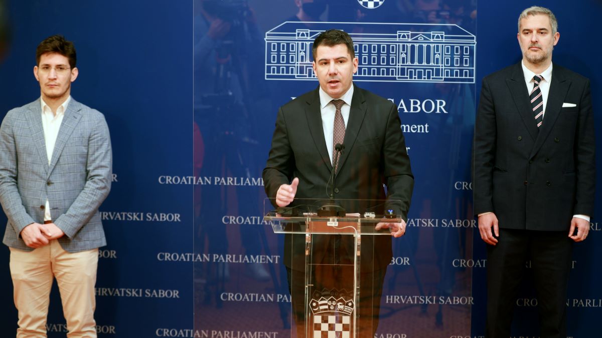 Most ne odustaje od referenduma, rat u Ukrajini ne može biti smokvin list za vladajuće