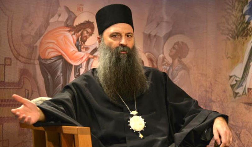 Patrijarha Srpske pravoslavne crkve Porfirija napadaju jer ‘nastupa protiv bratske Rusije’