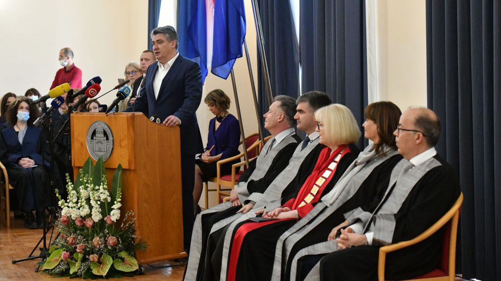 'Budite rigorozni prema akademskoj korupciji, to je najopakiji oblik korupcije'