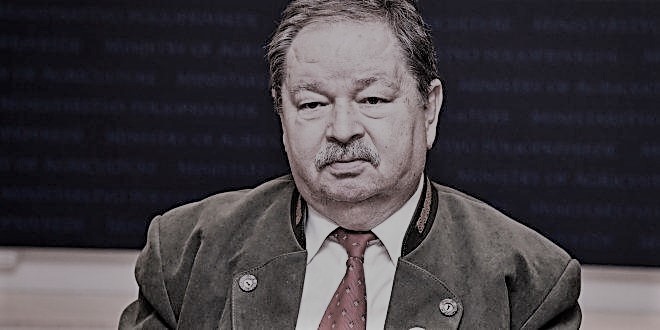 Preminuo umirovljeni general i političar Đuro Dečak