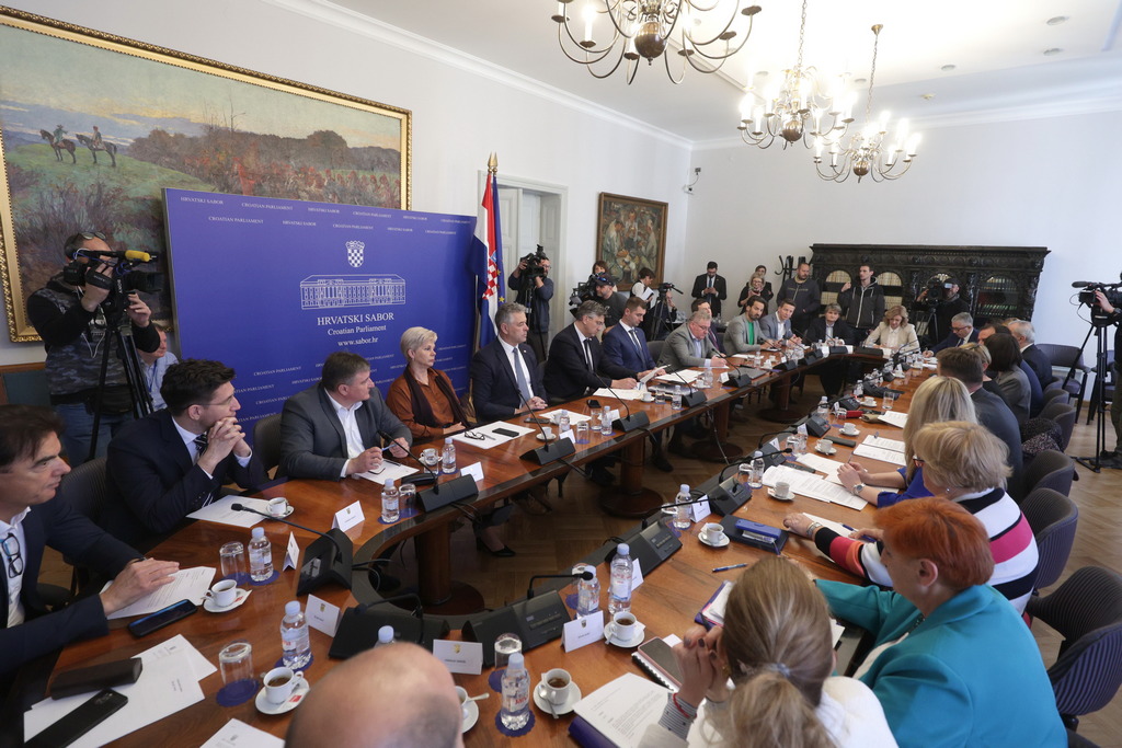 Premijer otkrio što očekuje od troje budućih ministara