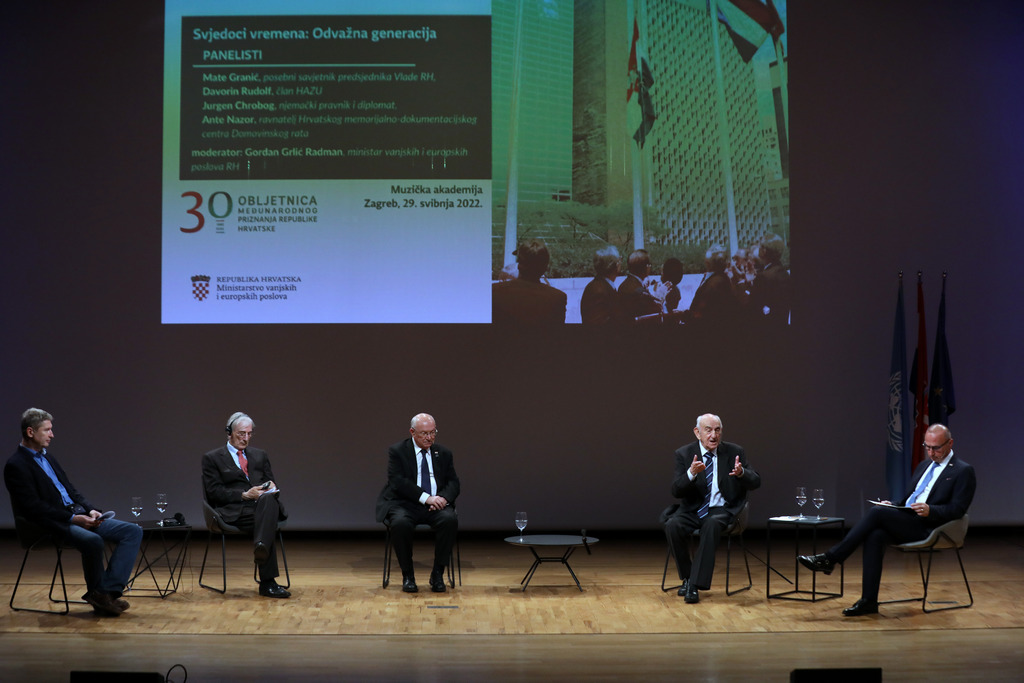 Otkud Srbiji uopće ideja da procesuira navodne zločine koji se ni nisu dogodili na njezinom teritoriju?