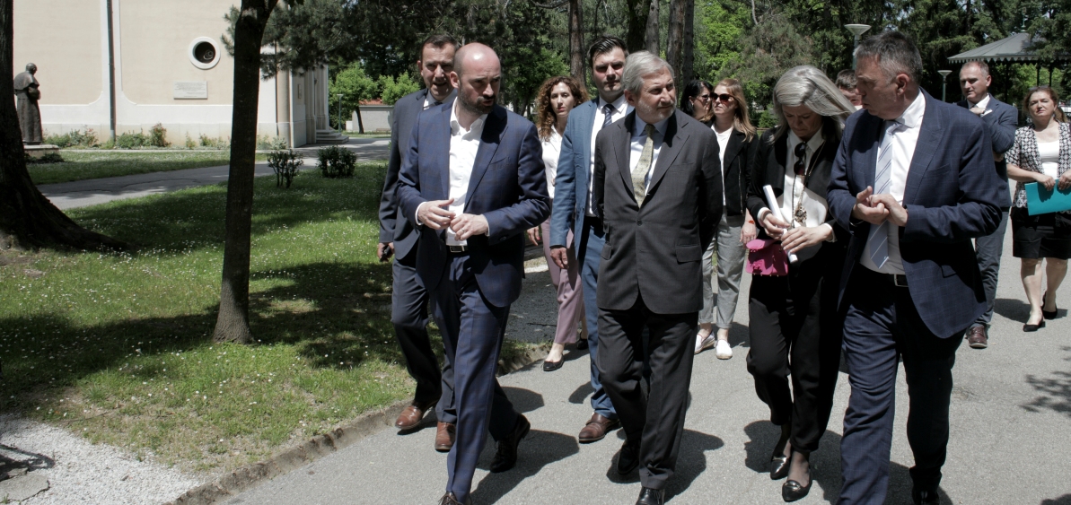 EU povjerenik Hahn objasnio zašto su odobreni "produžeci"