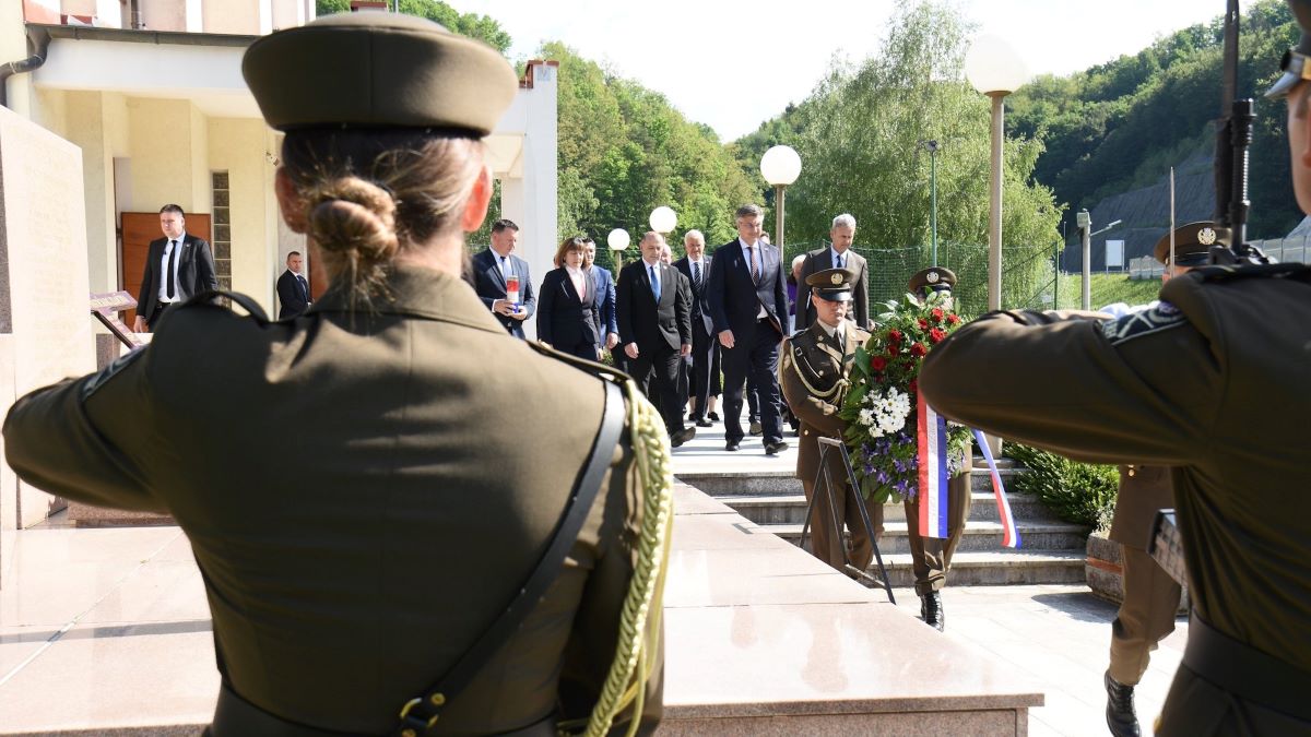 Premijerov vijenac za križni put, duboku ranu koju hrvatsko društvo i dalje nosi