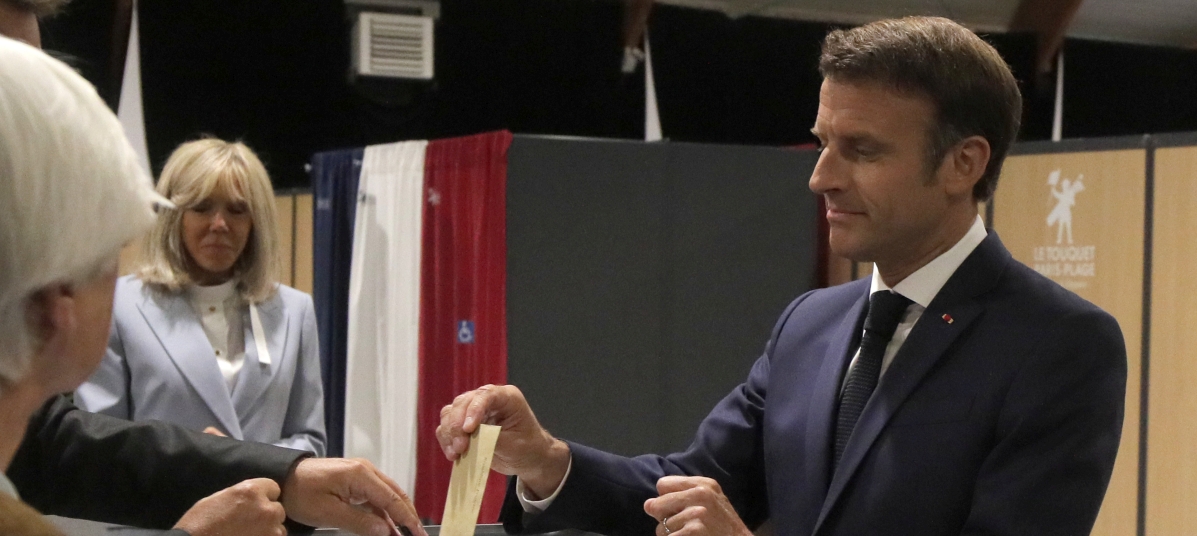 Tvrda kohabitacija u Francuskoj: Macron gubi apsolutnu većinu