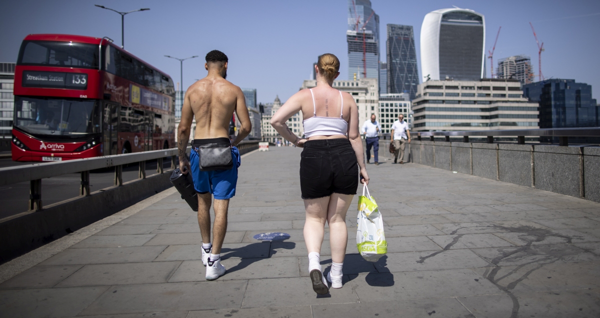 Toplinski udar: Požari, otkazani vlakovi i najteži dan za vatrogasce još od Drugog svjetskog rata