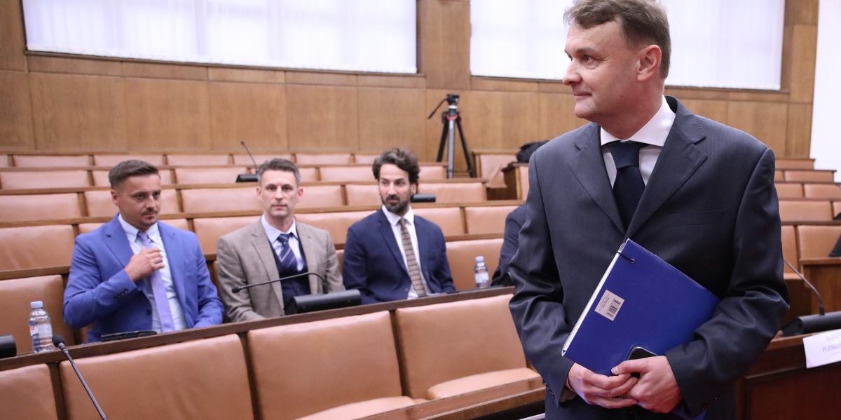 Bivši član Uprave Ine objašnjavao zašto je ugašena rafinerija u Sisku, a Zekanovića izbacili zbog neprimjerenog ponašanja