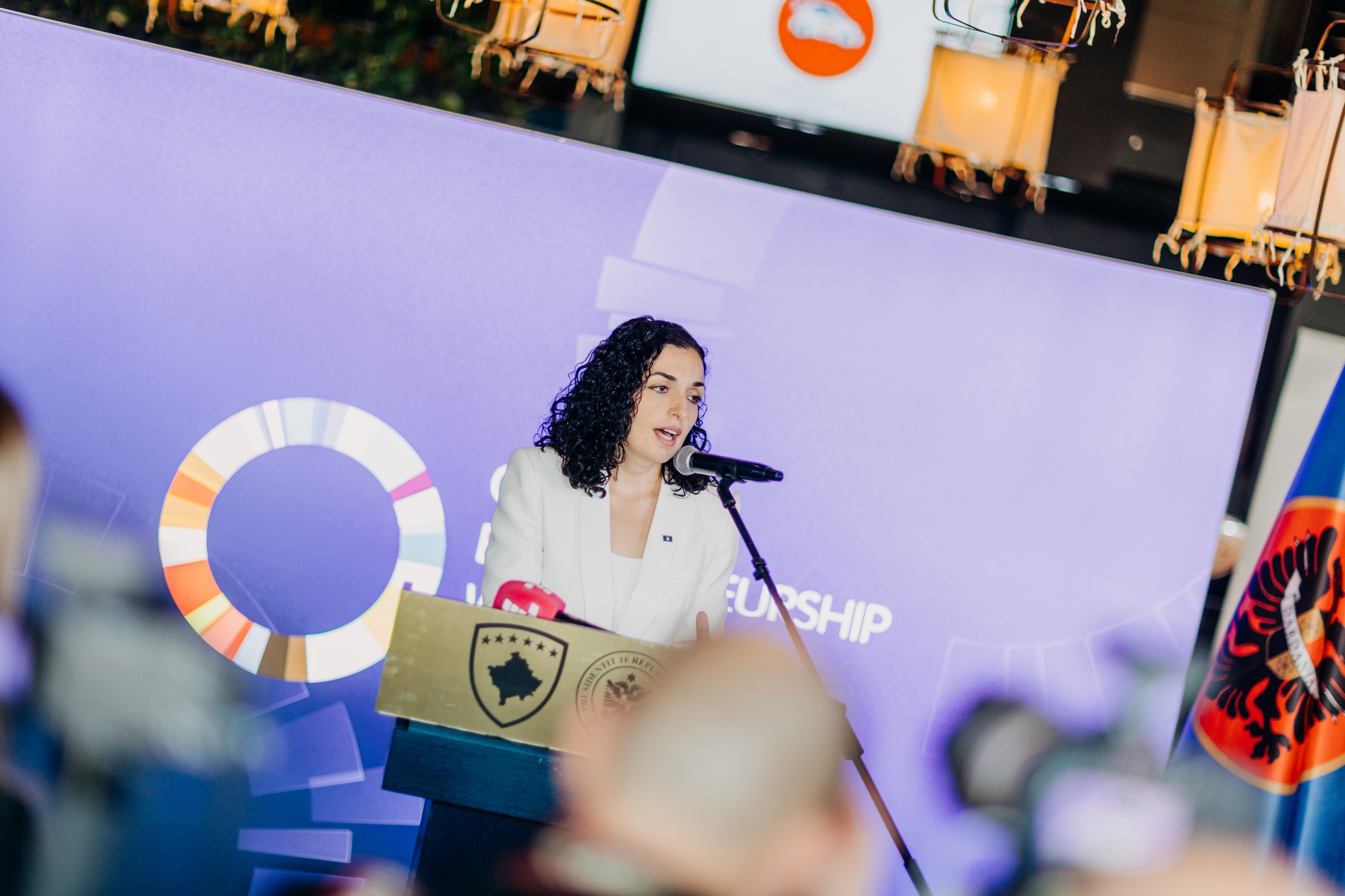 U jeku krize zbog registracija, predsjednica Kosova povukla odlučan potez