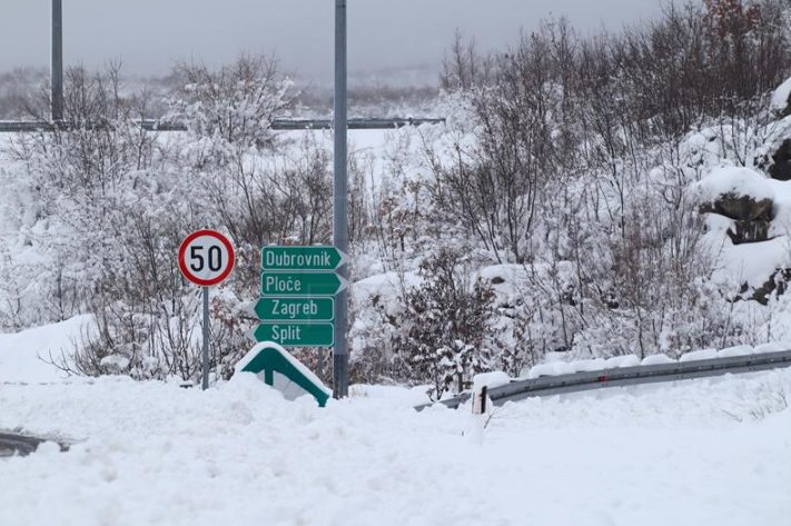 Dalmacija zbog nevremena odsječena od ostatka zemlje
