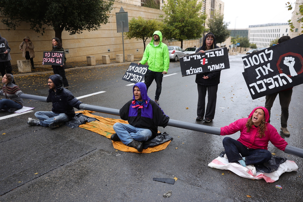 Građani blokirali zračnu luku kako bi spriječili Netanyahua da napusti zemlju