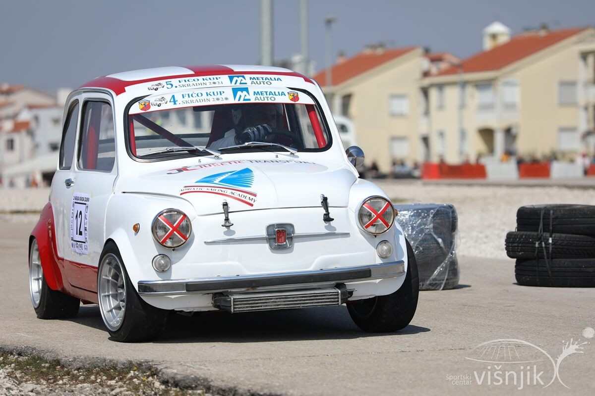 Automobilistički i kartingaški spektakl na Višnjiku