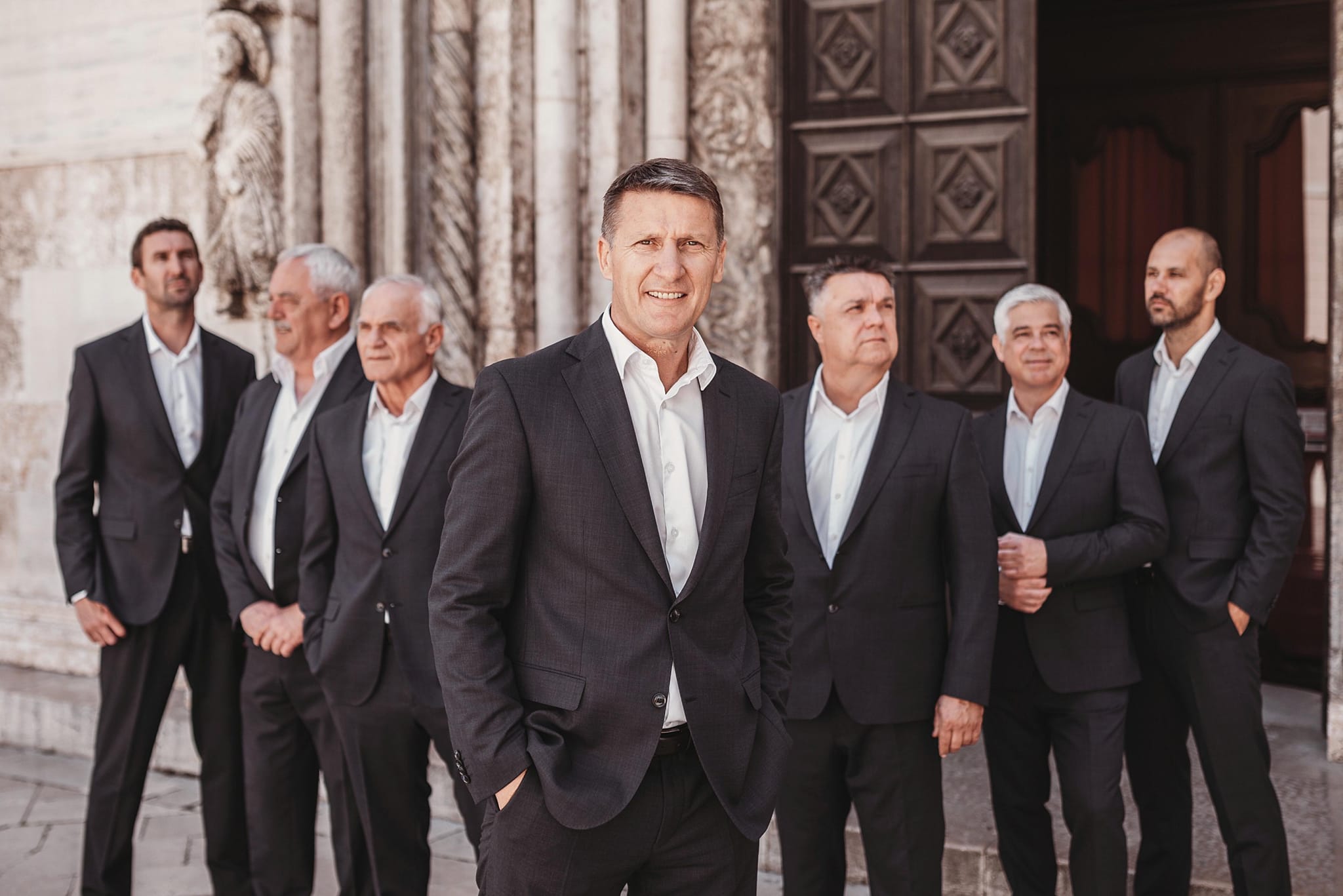 Tomislav Bralić i klapa Intrade nastupaju u Vrsima