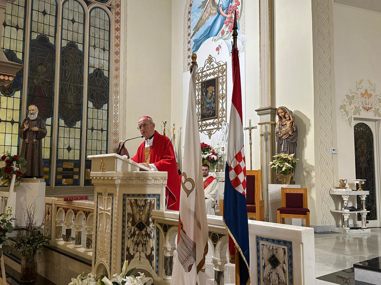 Proslava 50 godina svećeništva mons. Želimira Puljića