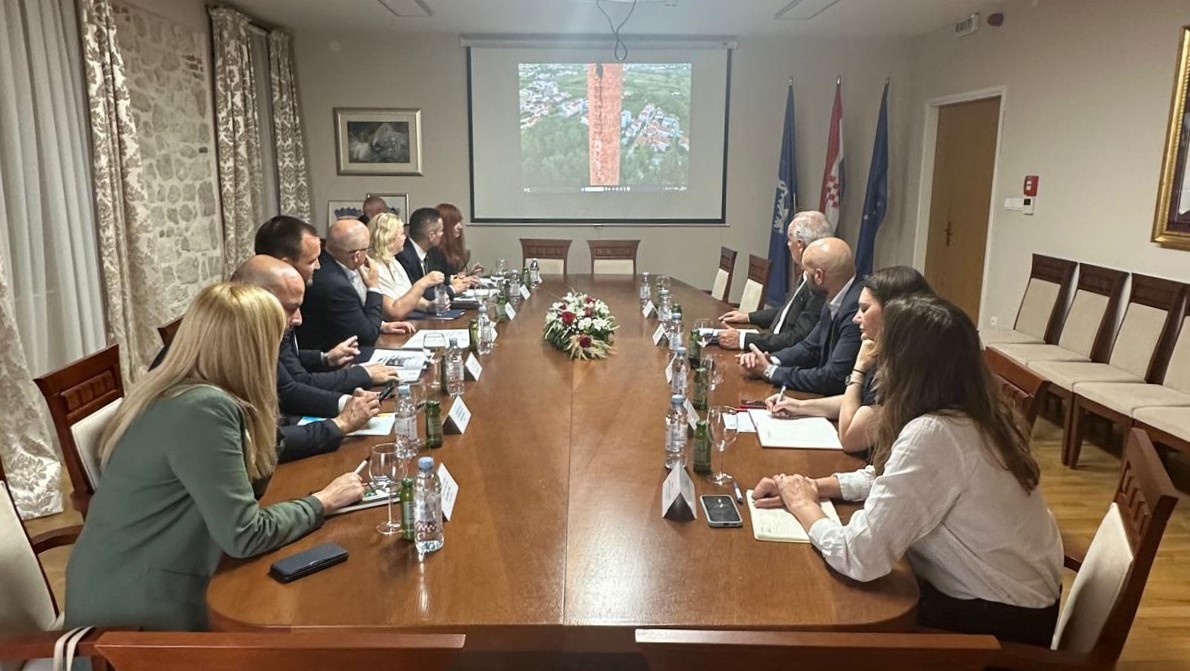 Ministri Bačić i Erlić u Ninu: Dogovoreni koraci za sanaciju deponija i nove EU projekte