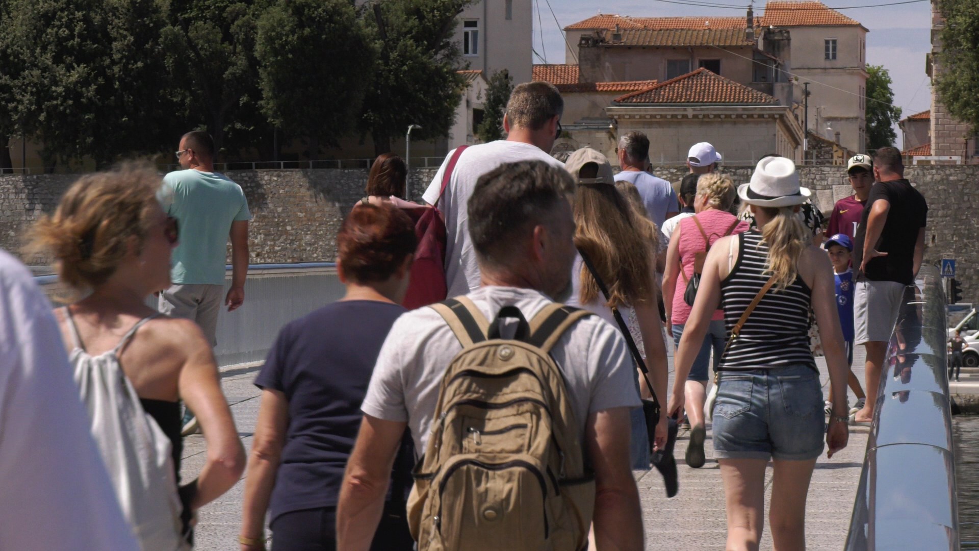 Vikend pred nama donosi sunčano i toplo vrijeme, uz maksimalne temperature do 27 stupnjeva