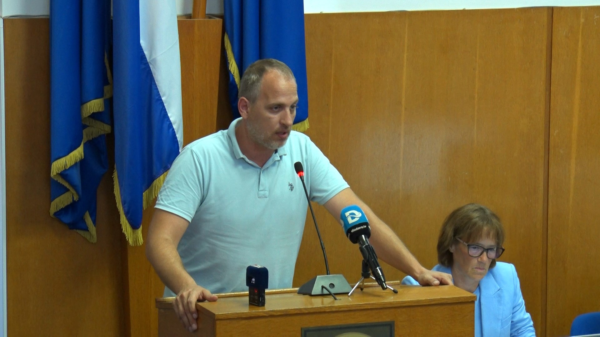 Donošenje Prostornog plana, ograničenja novih rješenja turističkih apartmana, proglašavanje parkova Žmirići i Maraska botaničkim vrtovima i prenamjena zgrade Ekonomske i Turističke u osnovnu školu