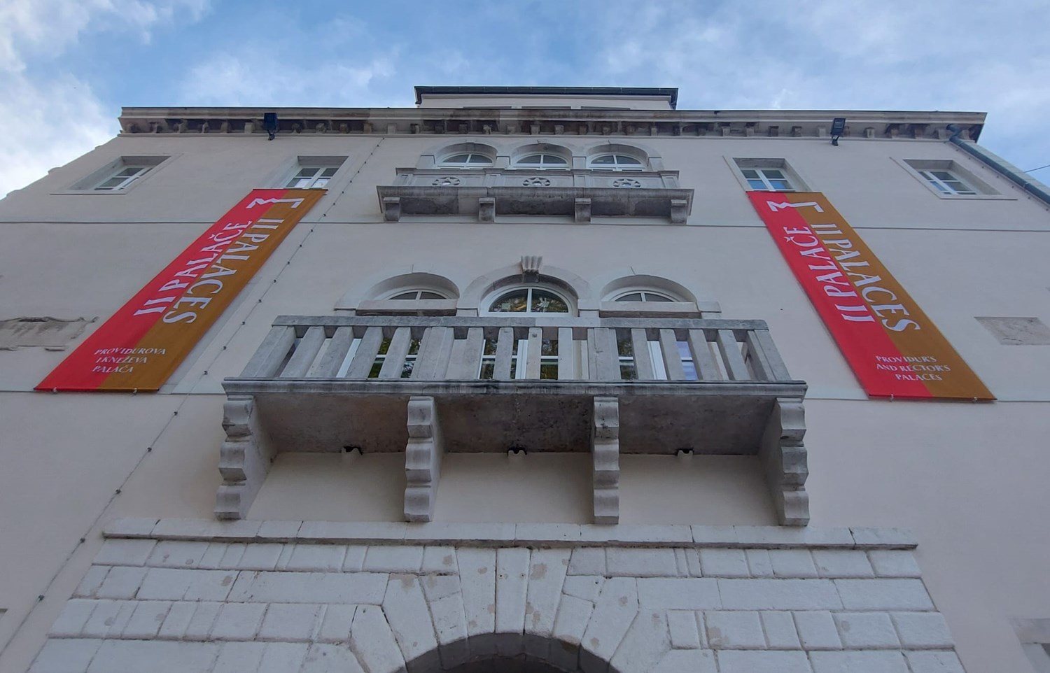 Poplava u zadarskoj Providurovoj palači: Sustav odvodnje popustio nakon obilnih kiša