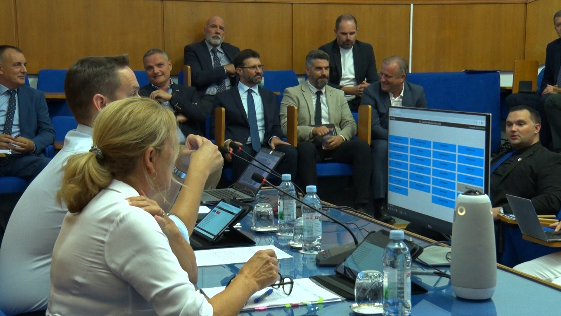 Rasprava o porezu na nekretnine, paušalnom porezu za djelatnosti iznajmljivanja smještaja u turizmu i sigurnosnim mjerama