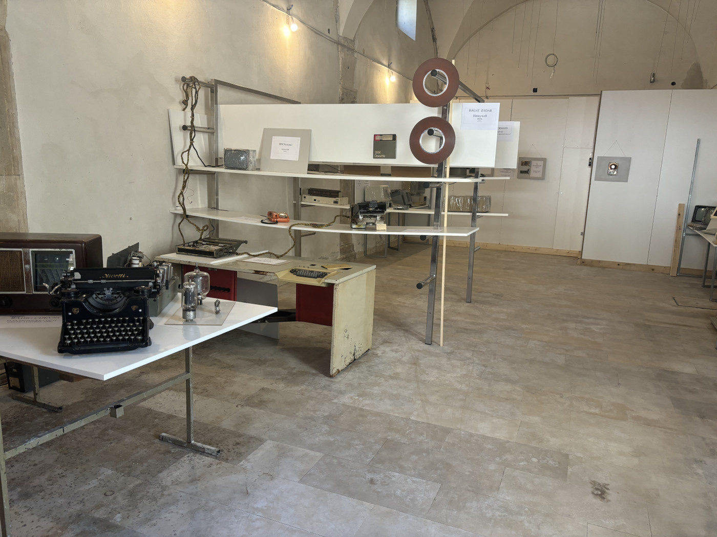 Povratak u prošlost: Računala koja su oblikovala zadarsko gospodarstvo na izložbi '50 godina kasnije'