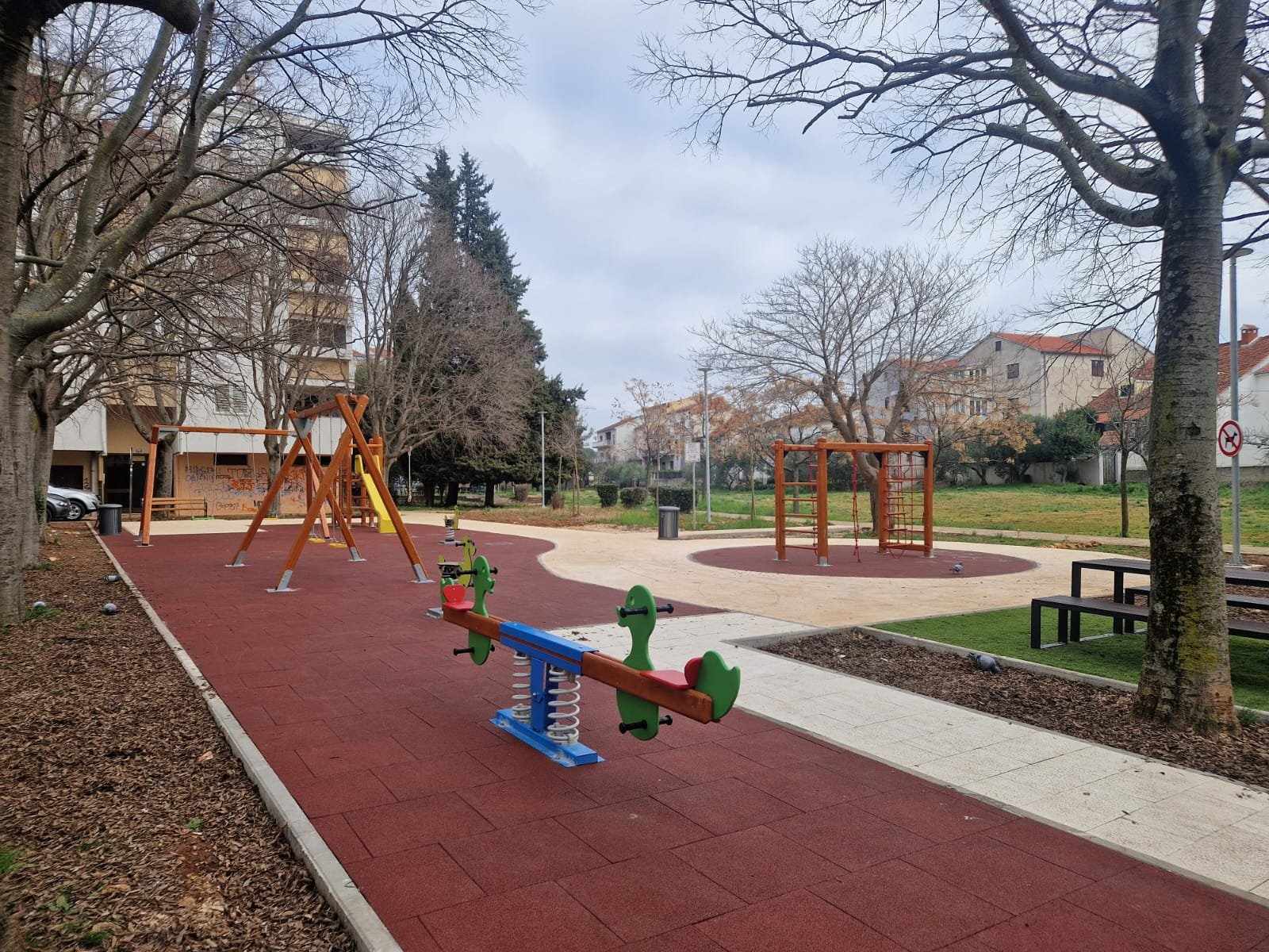 Zadar dobio moderno dječje igralište na Putu Petrića, projekt vrijedan tri godine čekanja