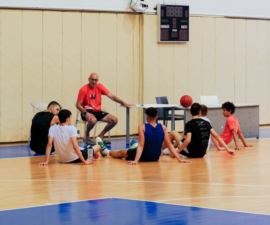 Predavanje dr.sc. Tonćija Mašine „Od djeteta do sportaša: Izazovi roditeljstva u razvoju sportaša“