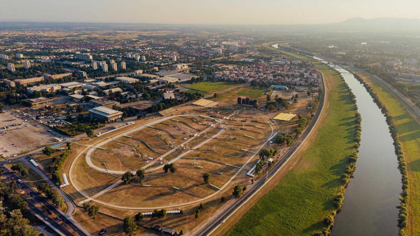 HZJZ izdao zdravstvene preporuke za Thompsonov koncert na Hipodromu: „Ne osjećate li se dobro – ostanite doma“