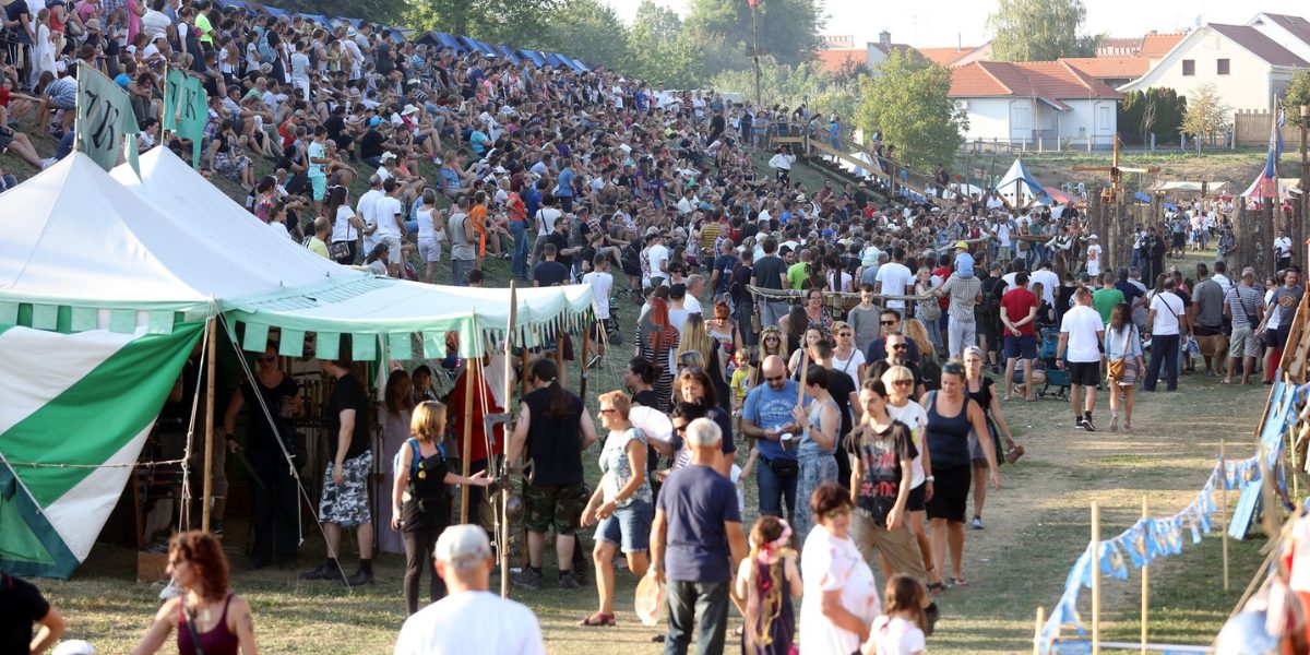 Otkrite kako napraviti eliksir života ili plemeniti metal na velikoj srednjovjekovnoj manifestaciji!