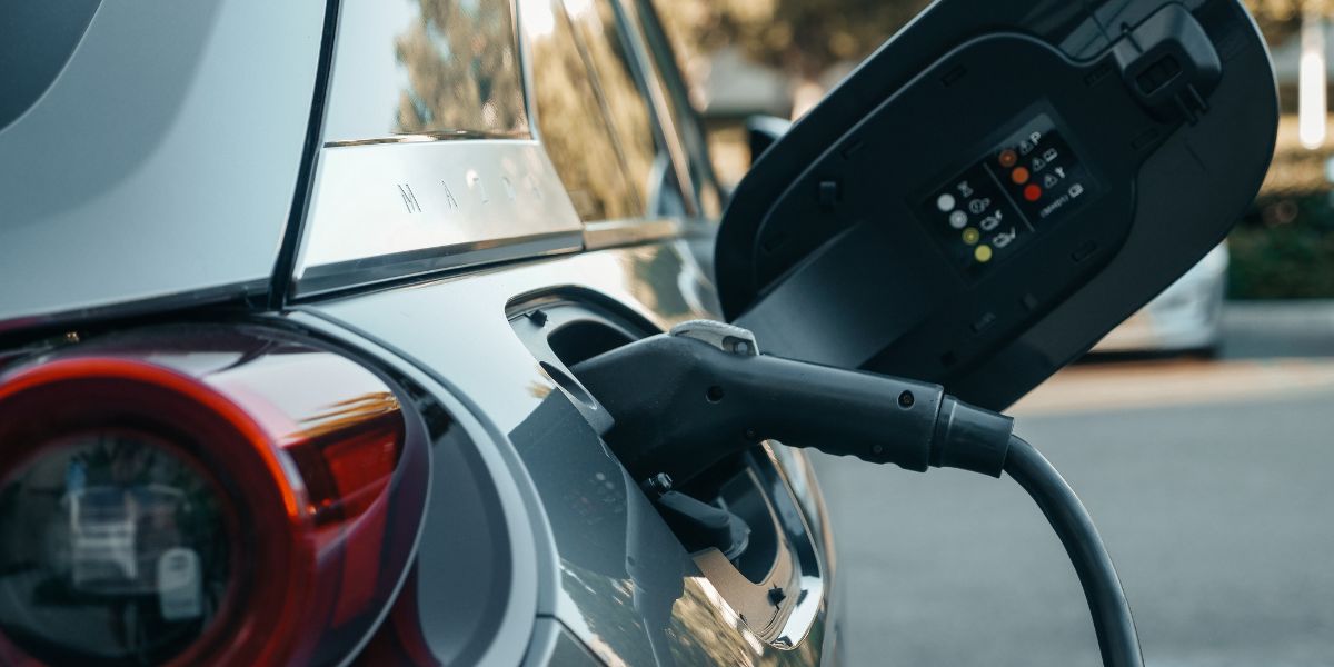 Tko želi kupiti povoljno auto na struju, morat će pričekati: Fond odgodio prijave za subvencije