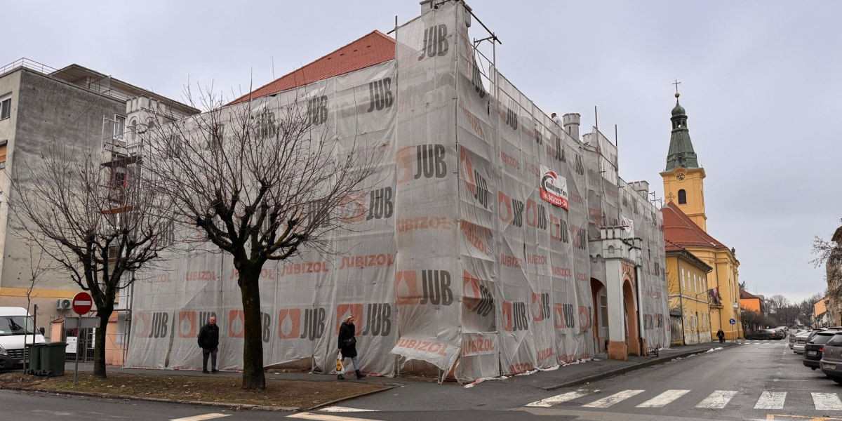 Nema više zaštitnih cerada, pogledajte kako izgleda gradski kulturni biser