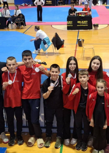 Taekwondo klub „Omega“ Bjelovar se iz Zaprešića vratio s osam medalja i fenomenalnim nastupima najavio put u Bugarsku