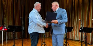 Dodijeljeno je samo jedno posebno priznanje. Dobio ga je čovjek koji je mjesto povezao s kulturnim vrhom Hrvatske.