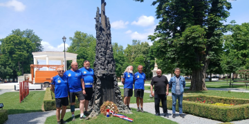Na svom više od 800 km dugom putovanju branitelji su stali u Bjelovaru
