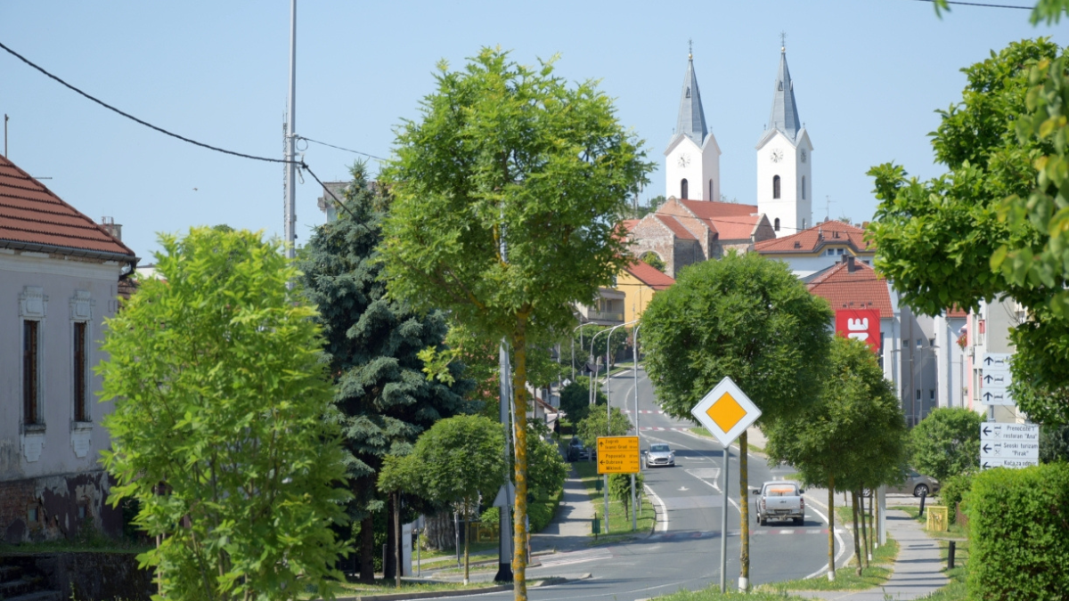 Škola u Čazmi ide u jednosmjensku nastavu, ali građani će to platiti i kroz kamate
