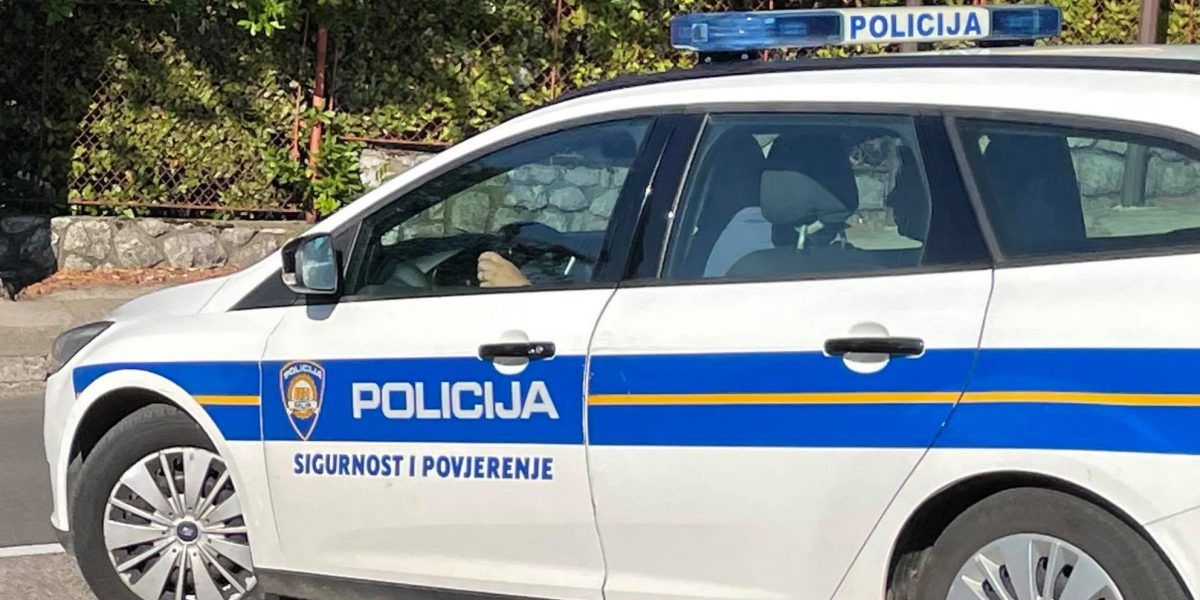 Velika akcija policije: U kući držao opasne 'stvarčice'