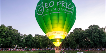 Želite li besplatno letjeti balonom na vrući zrak? Evo kako do ptičje perspektive