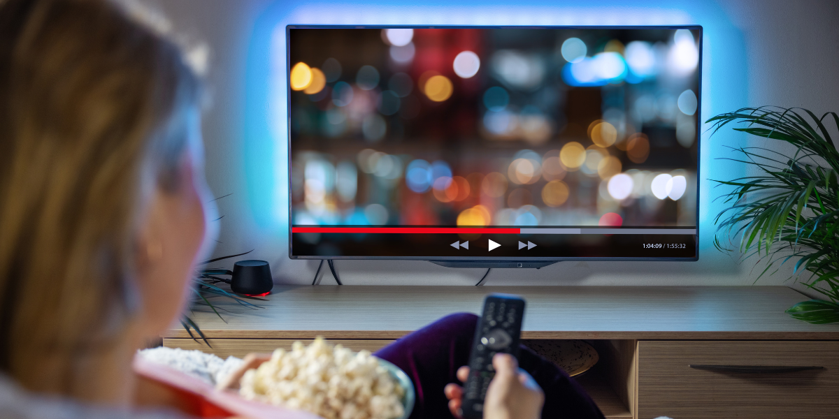 Dijete više ne može čitati ni gledati film bez mobitela? Psihologinje otkrivaju na što roditelji trebaju obratiti pažnju