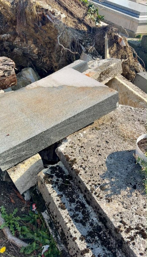 Oštećeni grobovi na Mirogoju